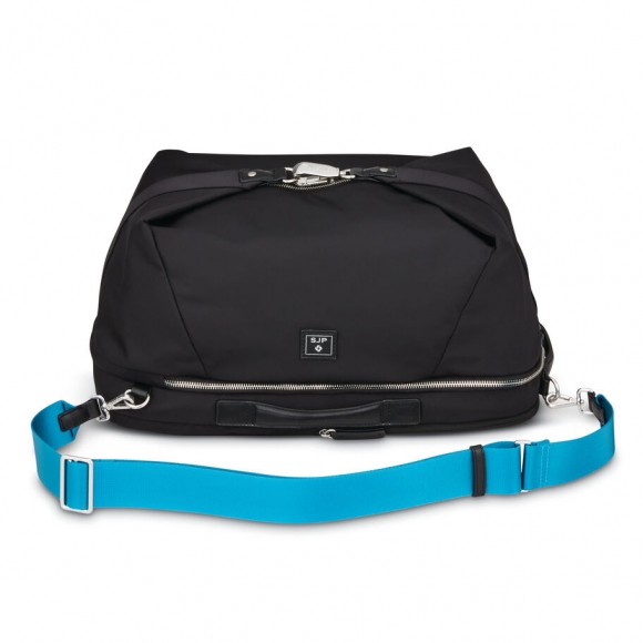 SAMSONITE & SARAH JESSICA PARKER: SHOEFUL DUFFLE